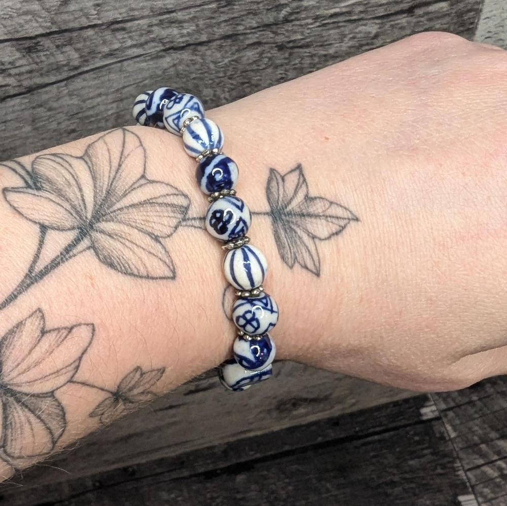 Gorgeous Delft Blue Beaded Bracelet